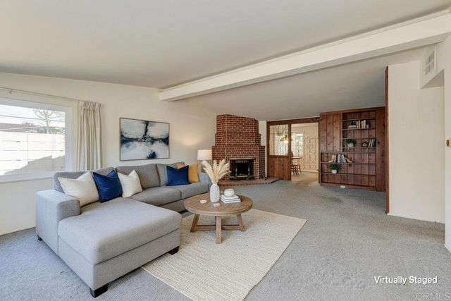 2228 Maple Street, Costa Mesa, CA 92627