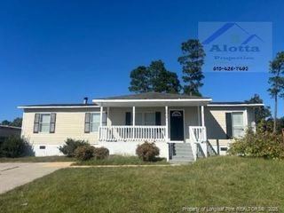 2646 OGlesby Drive, Raeford, NC 28376