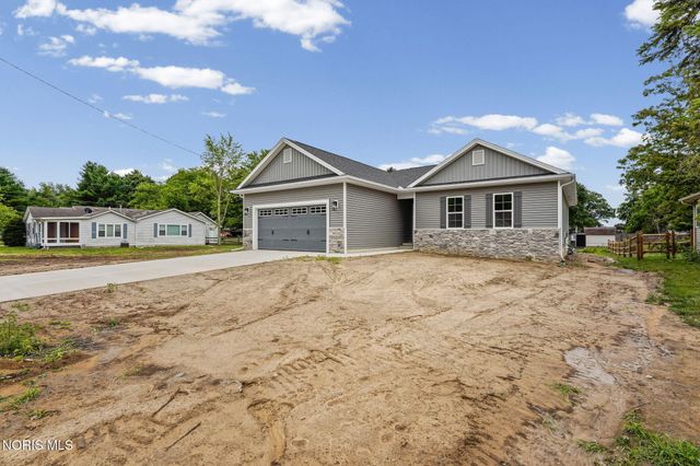 6634 Long Street, Whitehouse, OH 43571