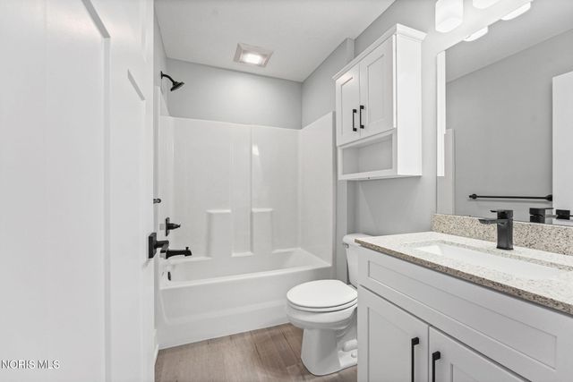 6634 Long Street, Whitehouse, OH 43571