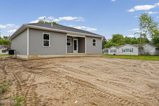 6634 Long Street, Whitehouse, OH 43571