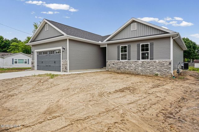 6634 Long Street, Whitehouse, OH 43571