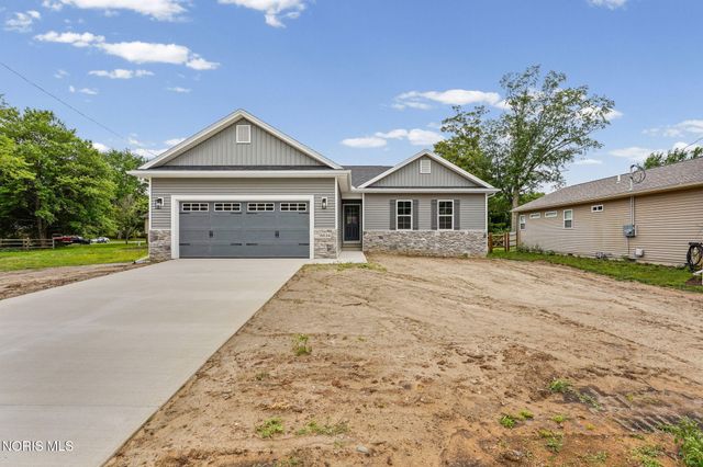 6634 Long Street, Whitehouse, OH 43571