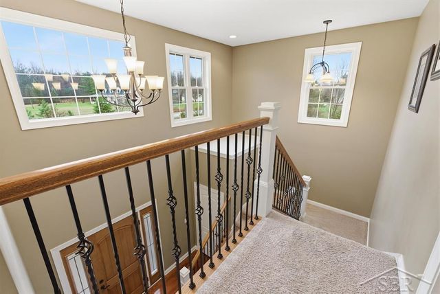 3369 E Greystone Place, Midland, MI 48642