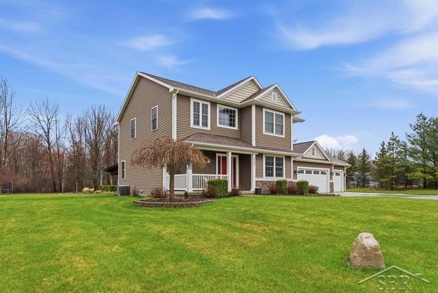 3369 E Greystone Place, Midland, MI 48642