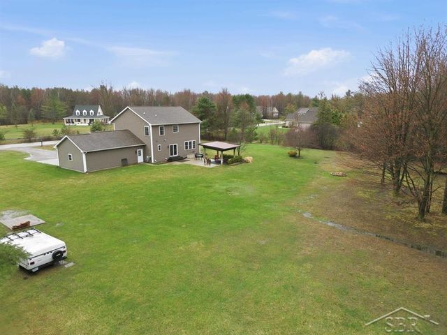 3369 E Greystone Place, Midland, MI 48642