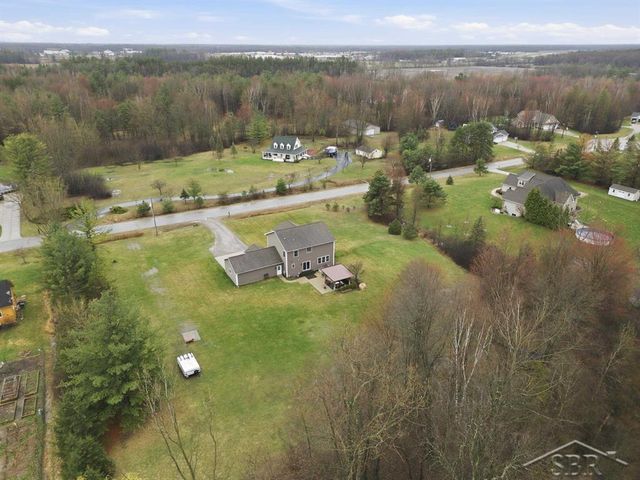 3369 E Greystone Place, Midland, MI 48642