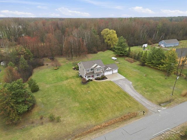 3369 E Greystone Place, Midland, MI 48642