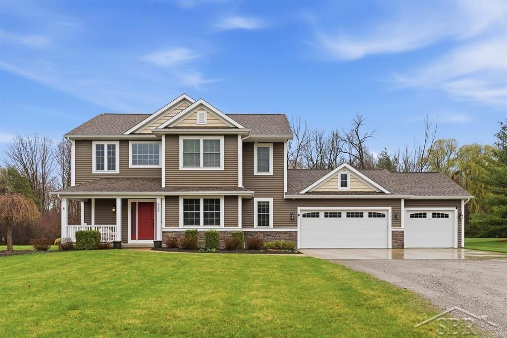 3369 E Greystone Place, Midland, MI 48642
