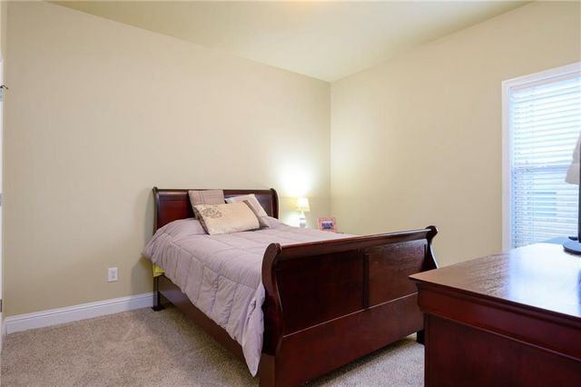 2236 Farrington Loop E, Semmes, AL 36575