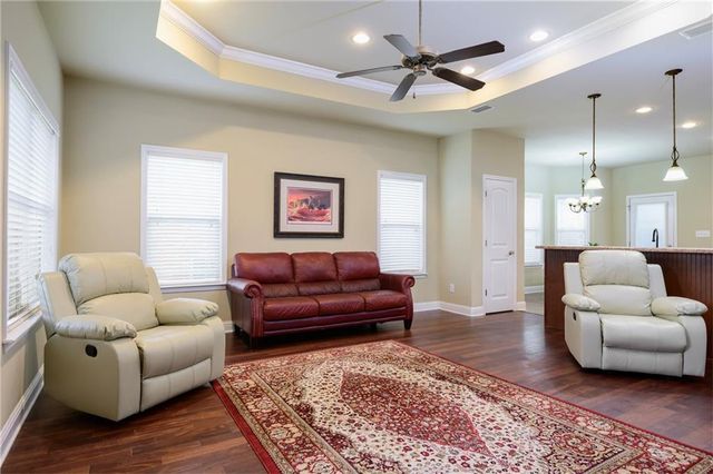 2236 Farrington Loop E, Semmes, AL 36575