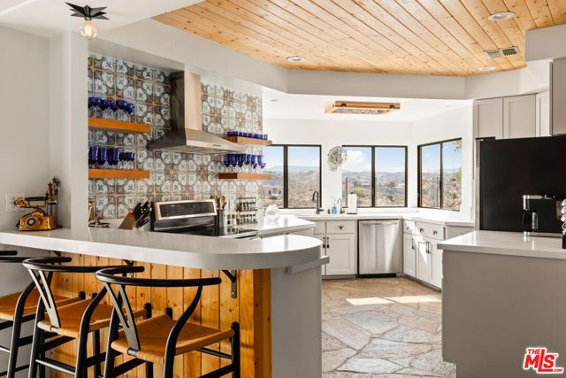 57387 San Juan Road, Yucca Valley, CA 92284