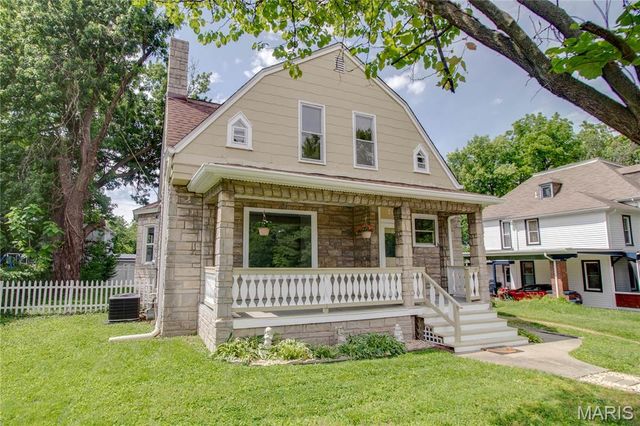 205 E 12th Street, Alton, IL 62002