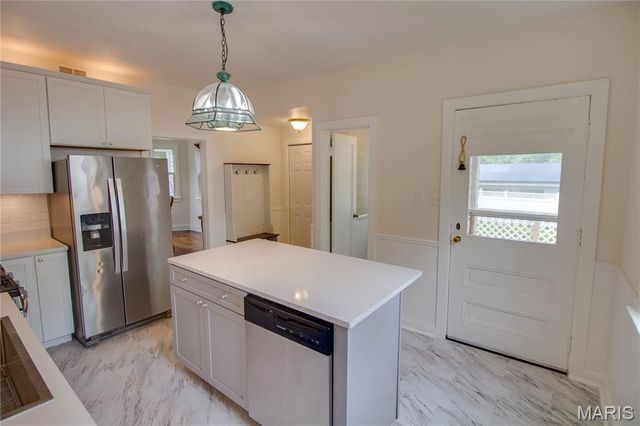 205 E 12th Street, Alton, IL 62002