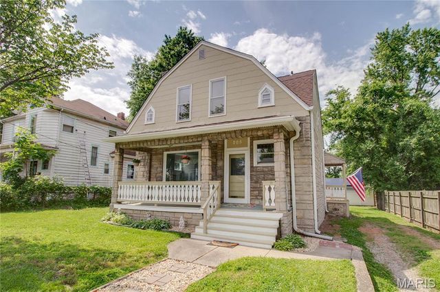 205 E 12th Street, Alton, IL 62002