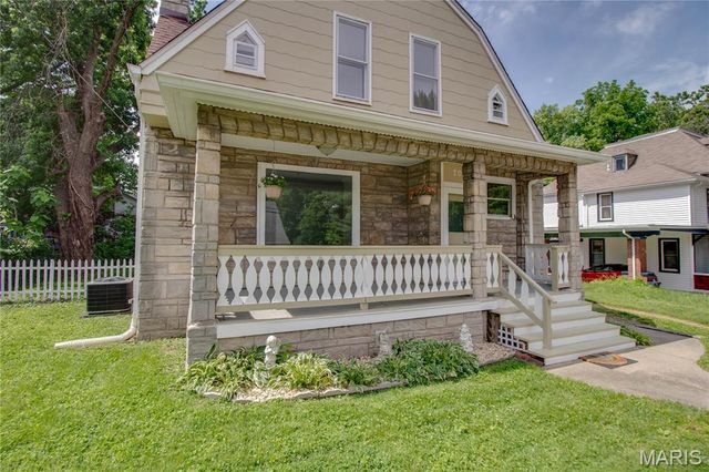 205 E 12th Street, Alton, IL 62002