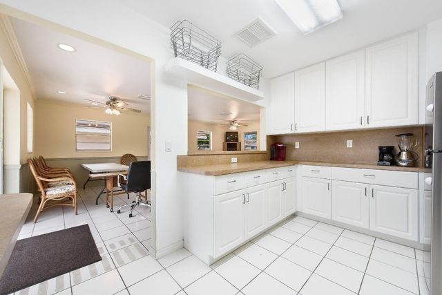 1340 NE 28th Avenue 232, Pompano Beach, FL 33062