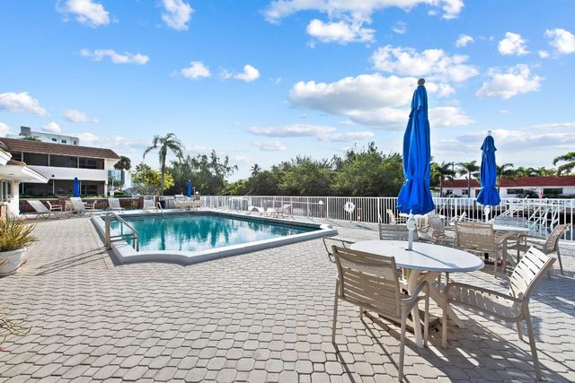 1340 NE 28th Avenue 232, Pompano Beach, FL 33062