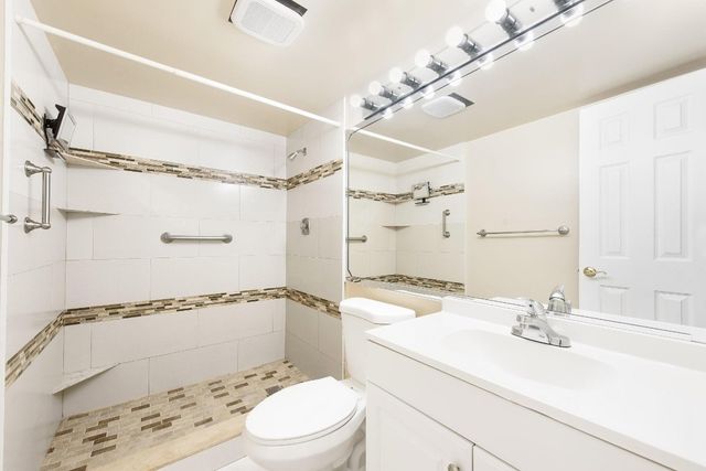 1340 NE 28th Avenue 232, Pompano Beach, FL 33062