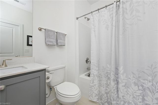 1826 Eastover Court, Kernersville, NC 27284
