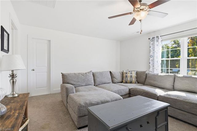 1826 Eastover Court, Kernersville, NC 27284