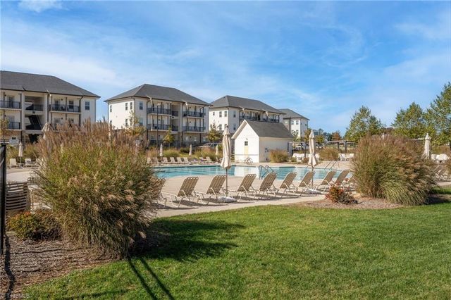1826 Eastover Court, Kernersville, NC 27284