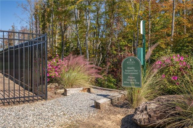 1826 Eastover Court, Kernersville, NC 27284