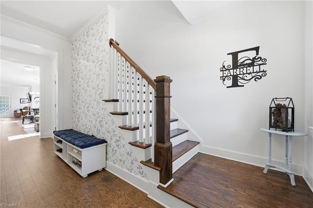 1826 Eastover Court, Kernersville, NC 27284