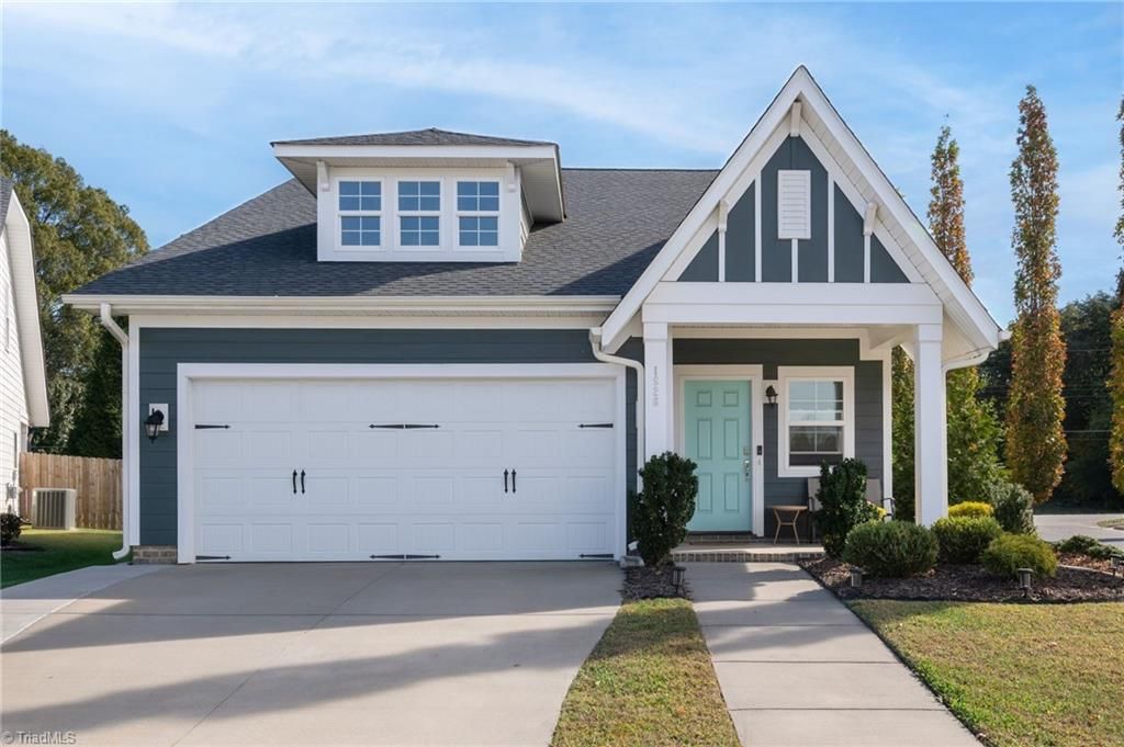 1826 Eastover Court, Kernersville, NC 27284