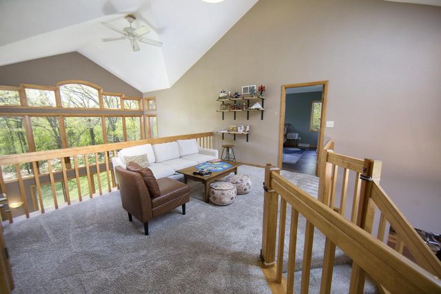 S69W32025 Whitetail Meadows DRIVE, Mukwonago, WI 53149