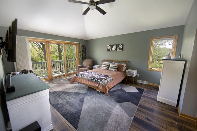 S69W32025 Whitetail Meadows DRIVE, Mukwonago, WI 53149