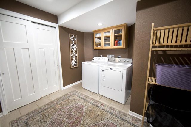 S69W32025 Whitetail Meadows DRIVE, Mukwonago, WI 53149