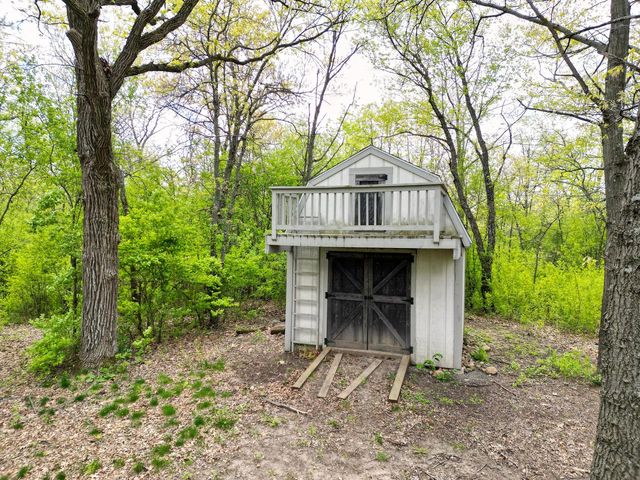 S69W32025 Whitetail Meadows DRIVE, Mukwonago, WI 53149