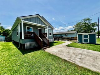 313 Rorem Avenue, Palacios, TX 77465