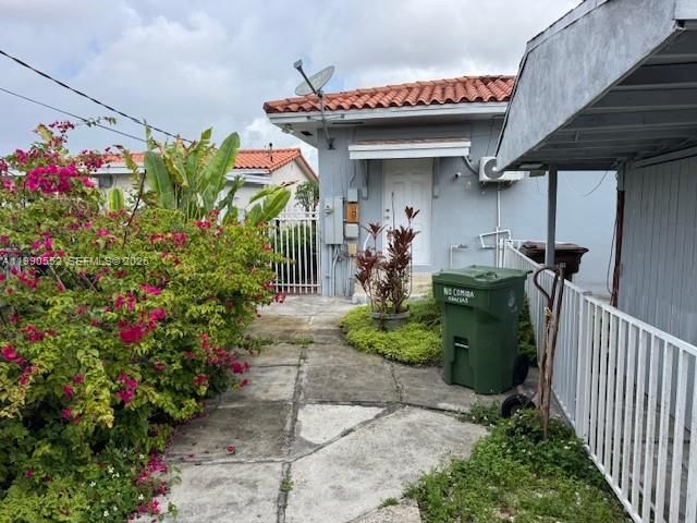 174 E 15th St, Hialeah, FL 33010