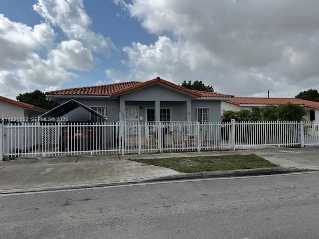 174 E 15th St, Hialeah, FL 33010