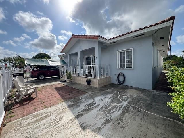 174 E 15th St, Hialeah, FL 33010