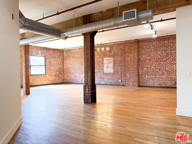 215 S Santa Fe Avenue 4, Los Angeles, CA 90012