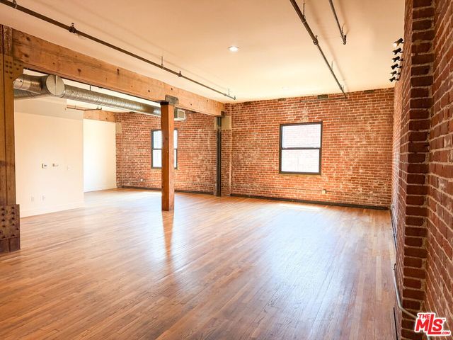 215 S Santa Fe Avenue 4, Los Angeles, CA 90012