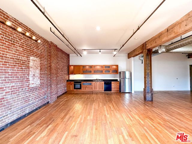 215 S Santa Fe Avenue 4, Los Angeles, CA 90012