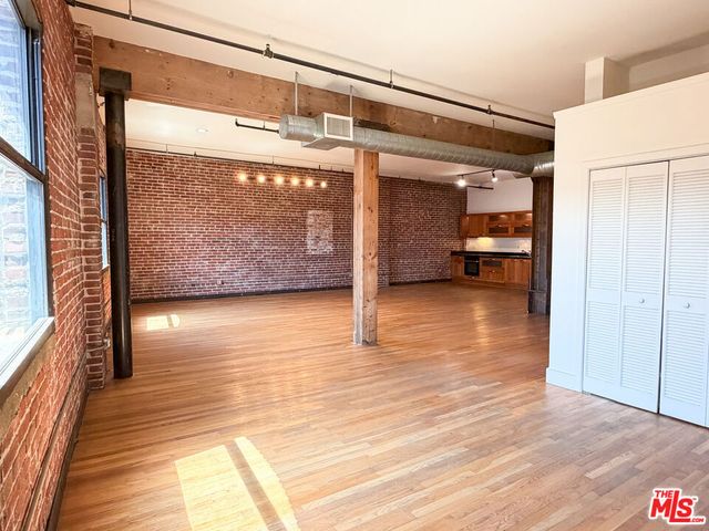 215 S Santa Fe Avenue 4, Los Angeles, CA 90012
