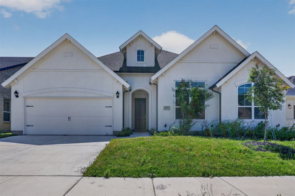 16812 Bitterroot Road, Fort Worth, TX 76247