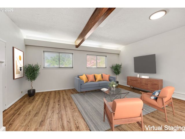 2160 Se CEDAR PARK Ct, Hillsboro, OR 97123