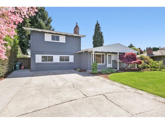 2160 Se CEDAR PARK Ct, Hillsboro, OR 97123