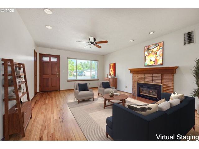 2160 Se CEDAR PARK Ct, Hillsboro, OR 97123