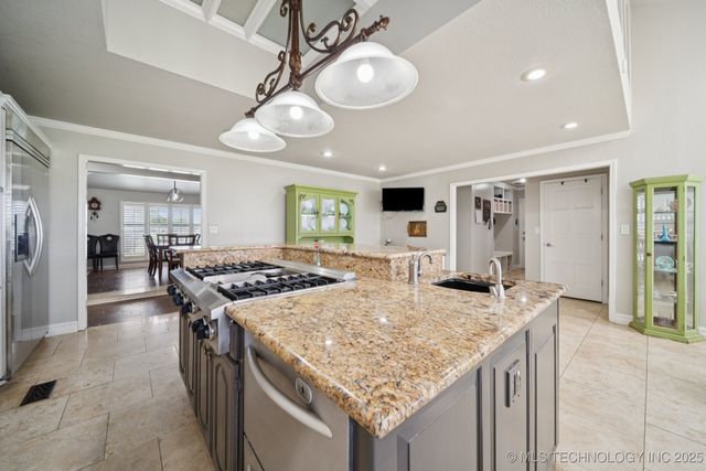 8120 E 112th Street North, Owasso, OK 74055