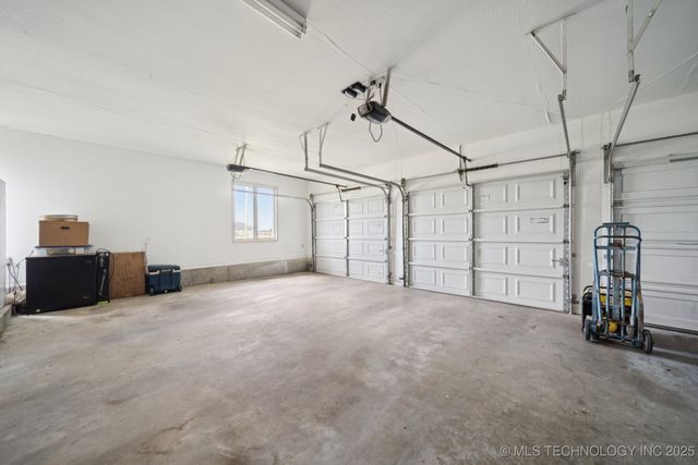 8120 E 112th Street North, Owasso, OK 74055