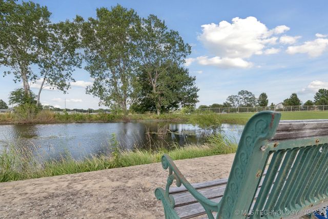 8120 E 112th Street North, Owasso, OK 74055