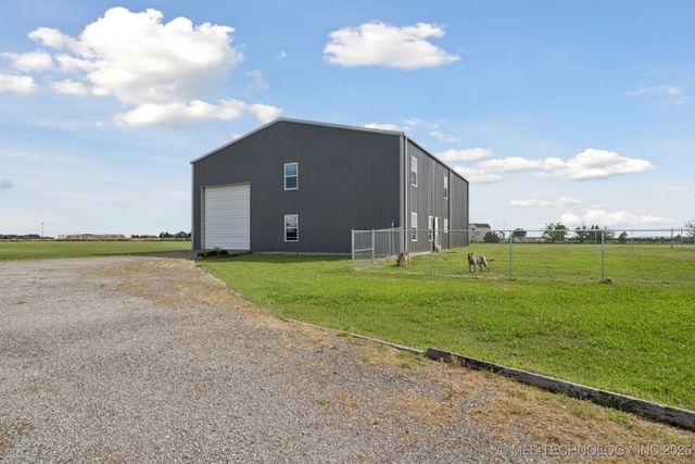 8120 E 112th Street North, Owasso, OK 74055