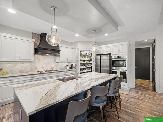 3207 N 179th Street, Omaha, NE 68116